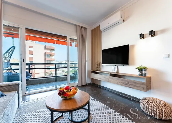 First Line , Cosy And Comfortable + Swimming Pool Апартаменты Торремолинос