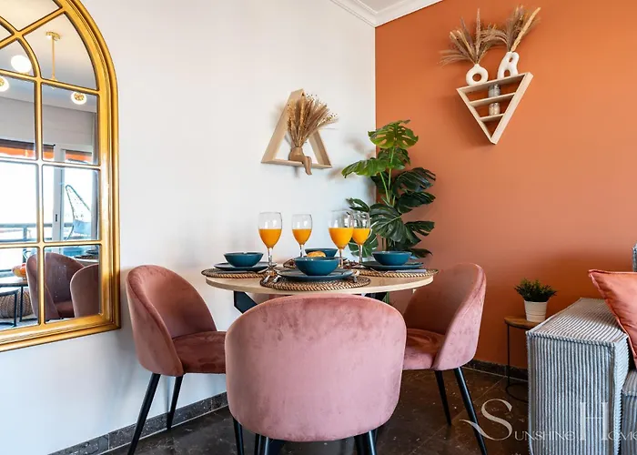 Apartamento First Line , Cosy And Comfortable + Swimming Pool Torremolinos