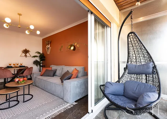 First Line , Cosy And Comfortable + Swimming Pool