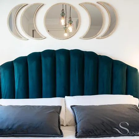 Appartement First Line , Cosy And Comfortable + Swimming Pool