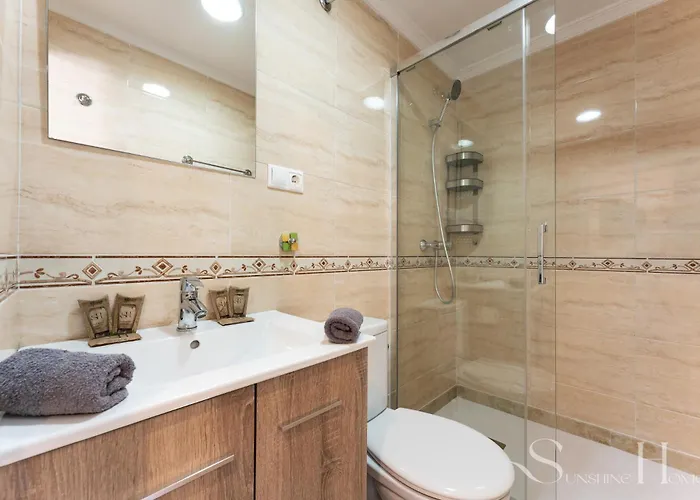 First Line , Cosy And Comfortable + Swimming Pool *