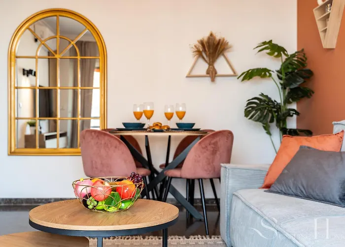 First Line , Cosy And Comfortable + Swimming Pool Lejlighed